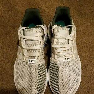 Meet your Posher, Jamaal